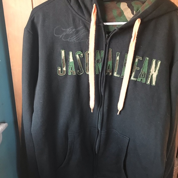 Jason Aldean signed camo hoodie size large